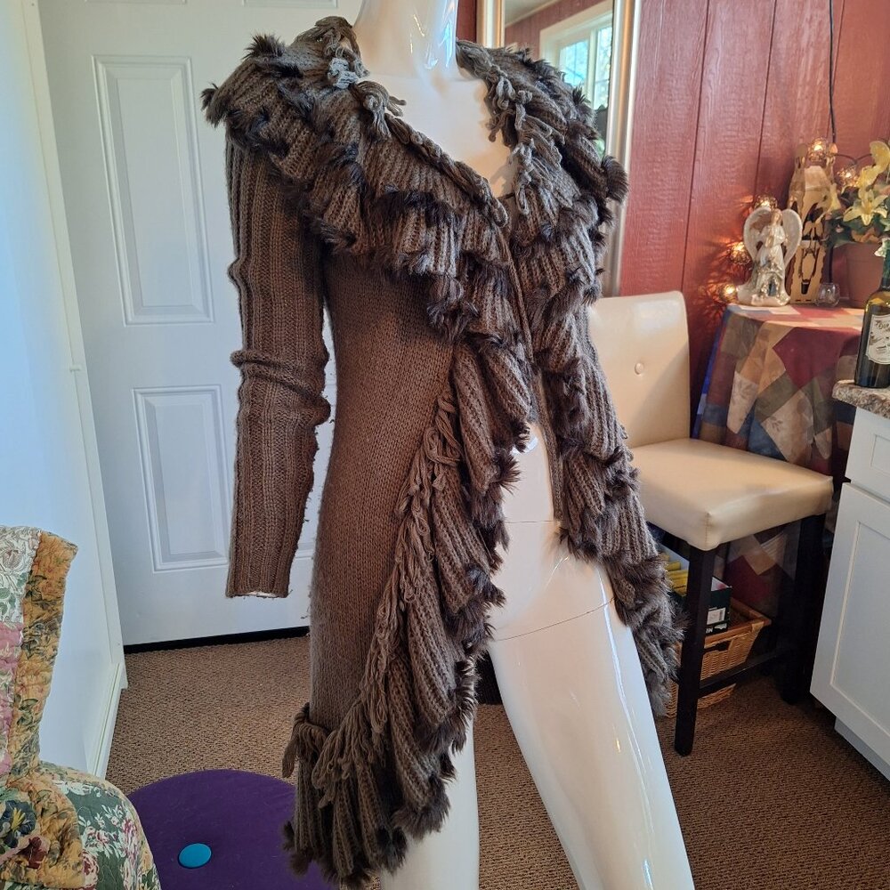 Medium long, layered, fringed sweater